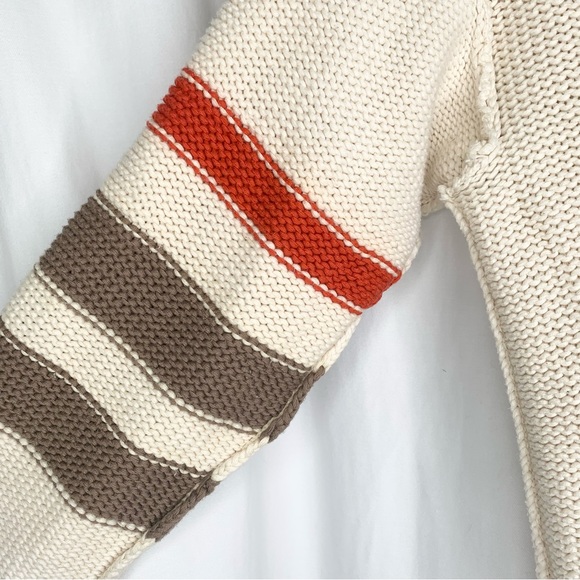 Ralph Lauren Womens Cream Sweater with Striped Sleeve Size Medium - Picture 7 of 8